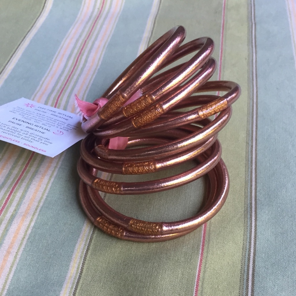 Set of 9 BuDhaGirl Bangles rose gold size M✨✨✨